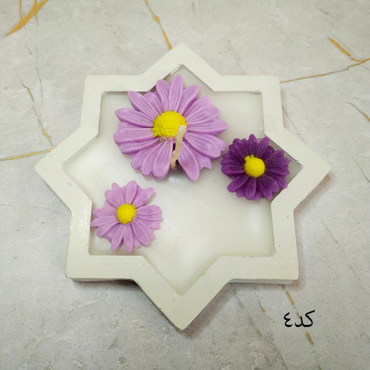 شمع بهاری بابونه و سنگ مصنوعی بنفش