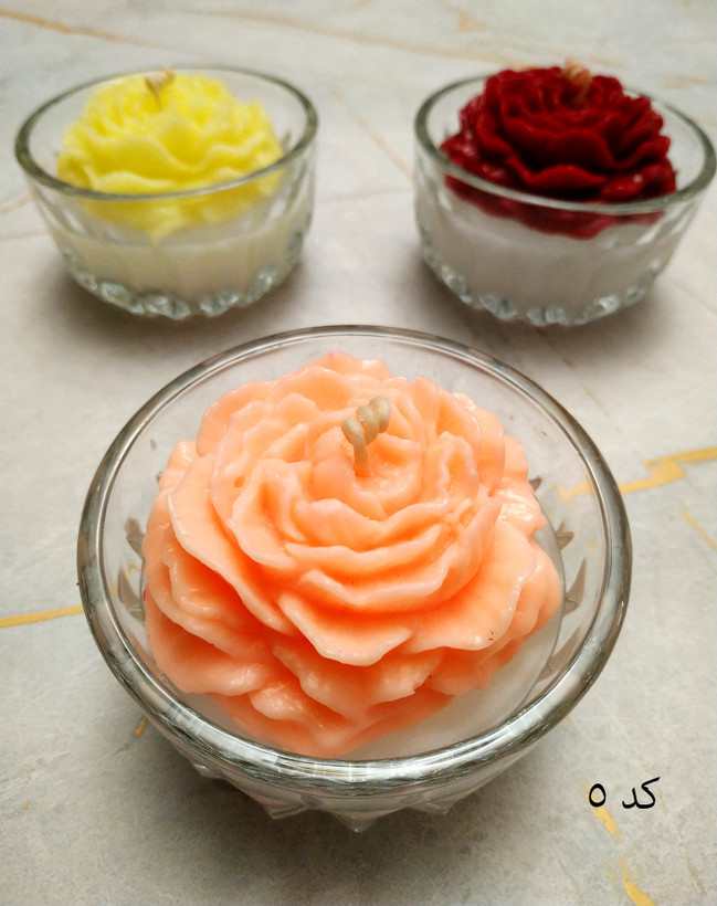 شمع گل آلاله دستساز داخل پیاله شیشه ای با جعبه تزئینی
